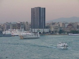 Greece: Pireaus harbor